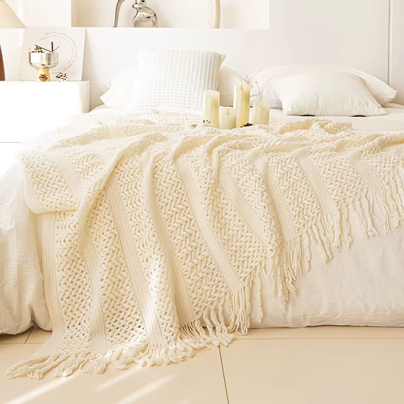 Knitted Throw Blanket with Tassels for Couch Decorative Boho Vintage Cozy Gift Blanket Khaki Luxury Soft Throw Bedspread Blanket