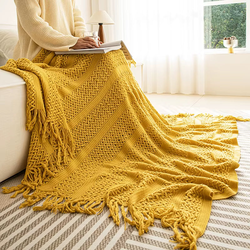 Knitted Throw Blanket with Tassels for Couch Decorative Boho Vintage Cozy Gift Blanket Khaki Luxury Soft Throw Bedspread Blanket