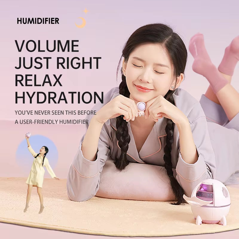 Portable Astronaut Humidifier with LED Light and Aroma Diffuser - USB Powered for Clean and Hydrated Air Cute Aesthetic Stuff